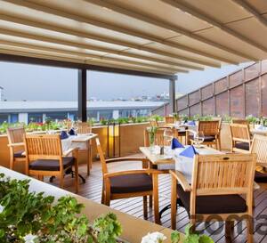 Terrace Restaurant Bar Double Tree By Hilton Istanbul Old Town Beyazit Istanbul Zomato
